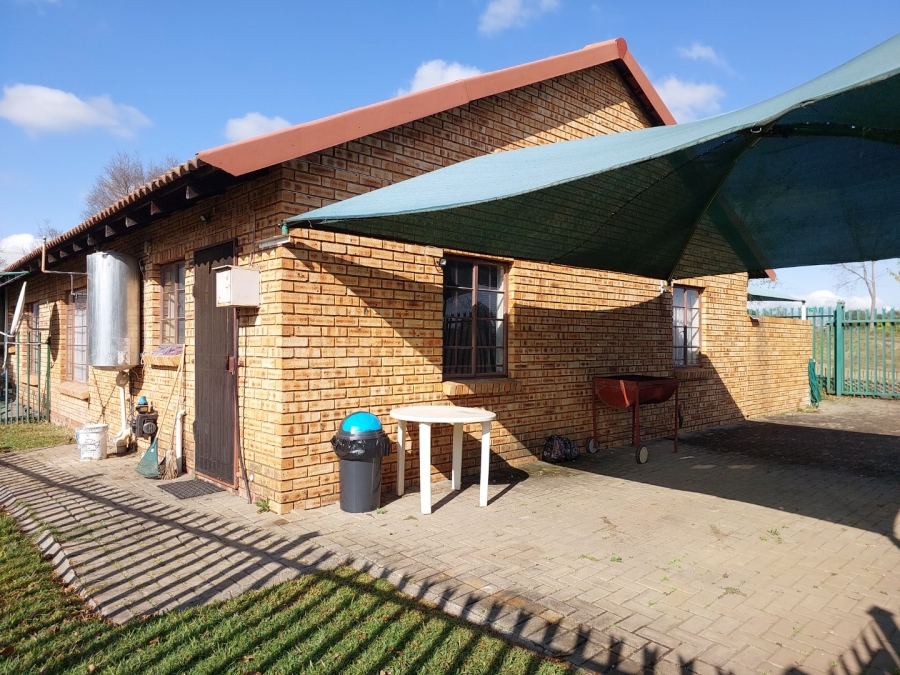14 Bedroom Property for Sale in Krokodildrift A H North West